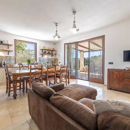 Βίλα Trulli Oasis Νότσι