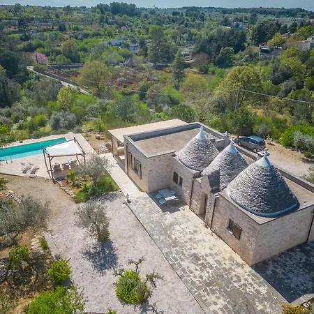 Trulli Oasis ヴィラ ノーチ