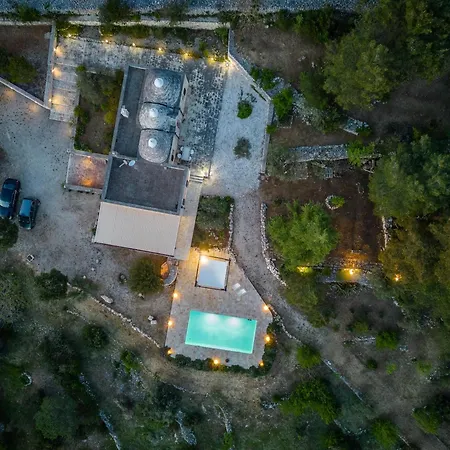 Trulli Oasis * Noci