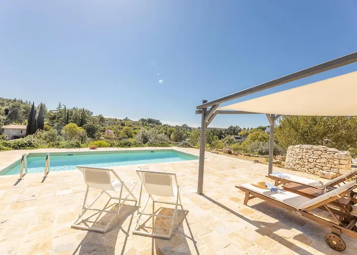 Trulli Oasis Villa *