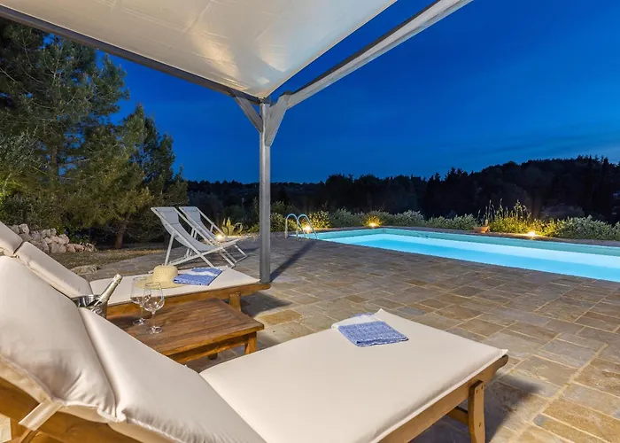 Trulli Oasis Villa Noci