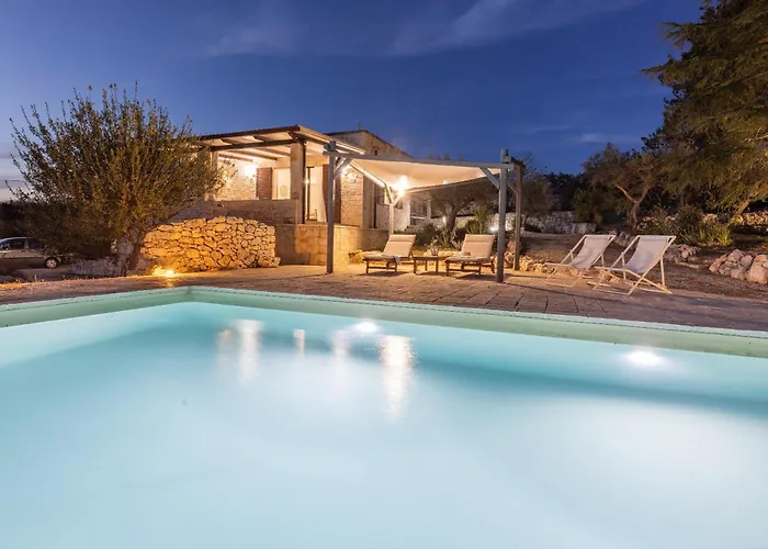 Trulli Oasis Villa Noci